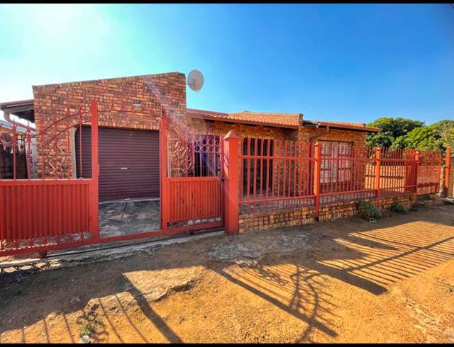 3 BEDROOM HOUSE FOR SALE IN SOSHANGUVE L